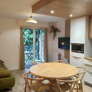Duplex Lumineux - 40m2 - 2 - Balcon Terrasse - Parking - Entierement Renove En Mai 2024 Cauterets